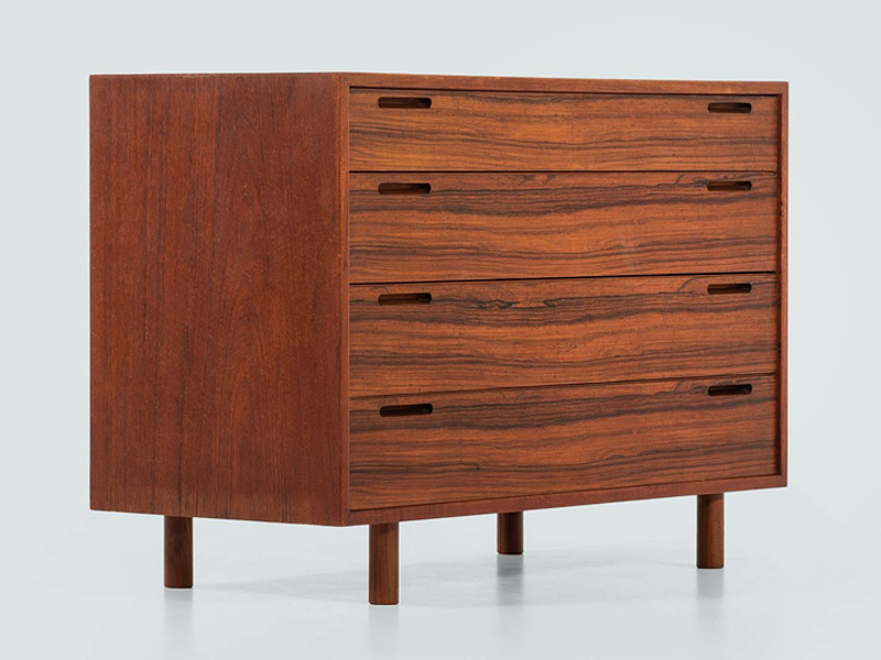 A 1stDibs official image showing the idea of searching across distinctive design pieces